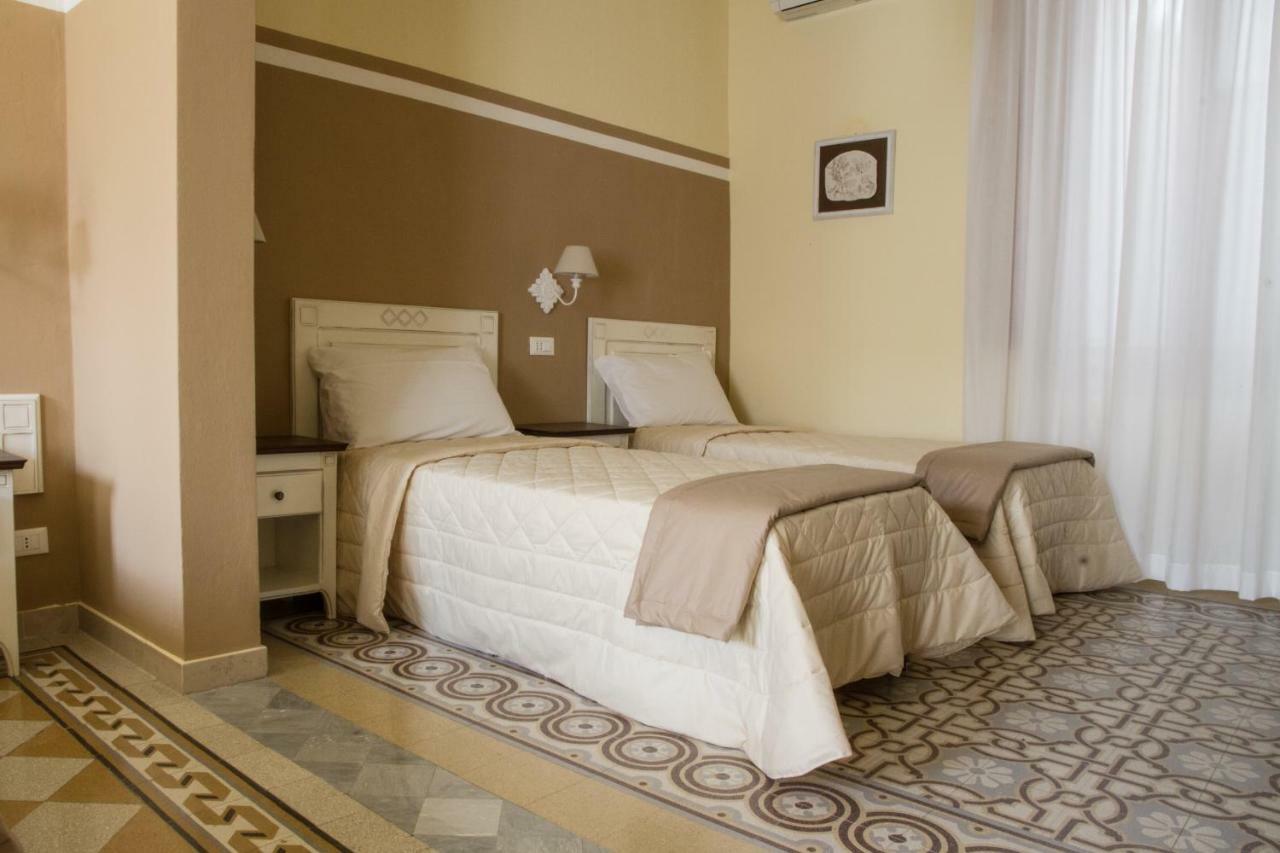 Guest House Domo Florenzia Екстериор снимка